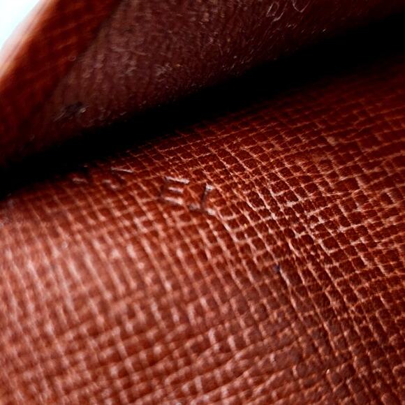 LOUIS VUITTON MONOGRAM PORTE VALEURS CARTES CREDIT WALLET - Picture 7 of 16